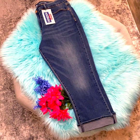 NEW! Levi’s Denizen Modern Cuff Capri Sz 16 - Picture 2 of 7